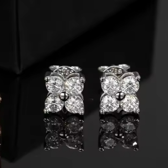 Certified 4 Stone Moissanite Luxury Clover Stud Earrings Unisex